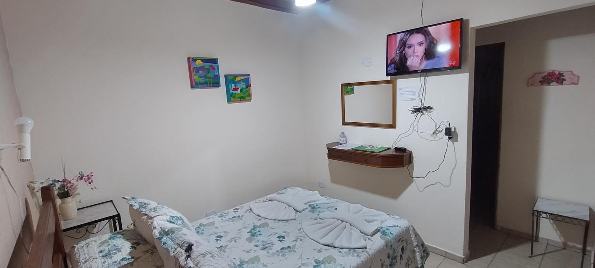 Hospedagem Vila Rica - 500M Do Centro De Cunha Sp Luaran gambar