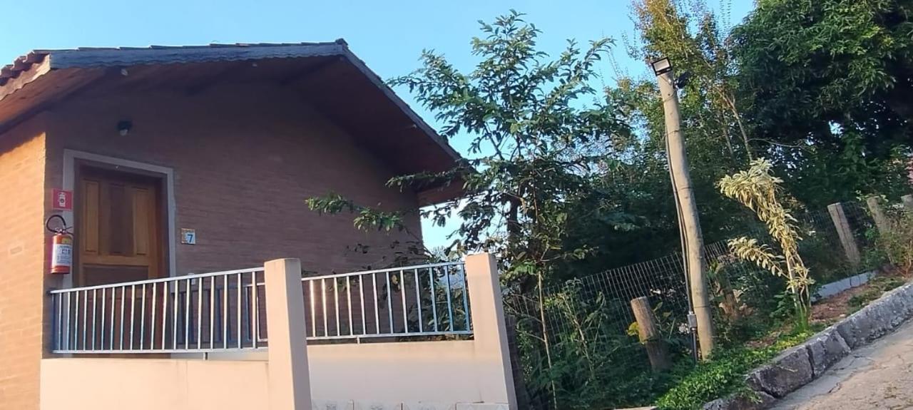 Hospedagem Vila Rica - 500M Do Centro De Cunha Sp Luaran gambar
